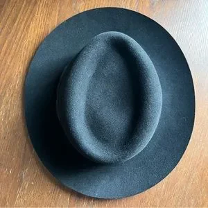Saint Laurent | Accessories | Saint Laurent Black Furfelt  display picture 2